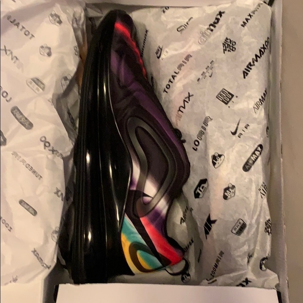 Nike Air Max 720